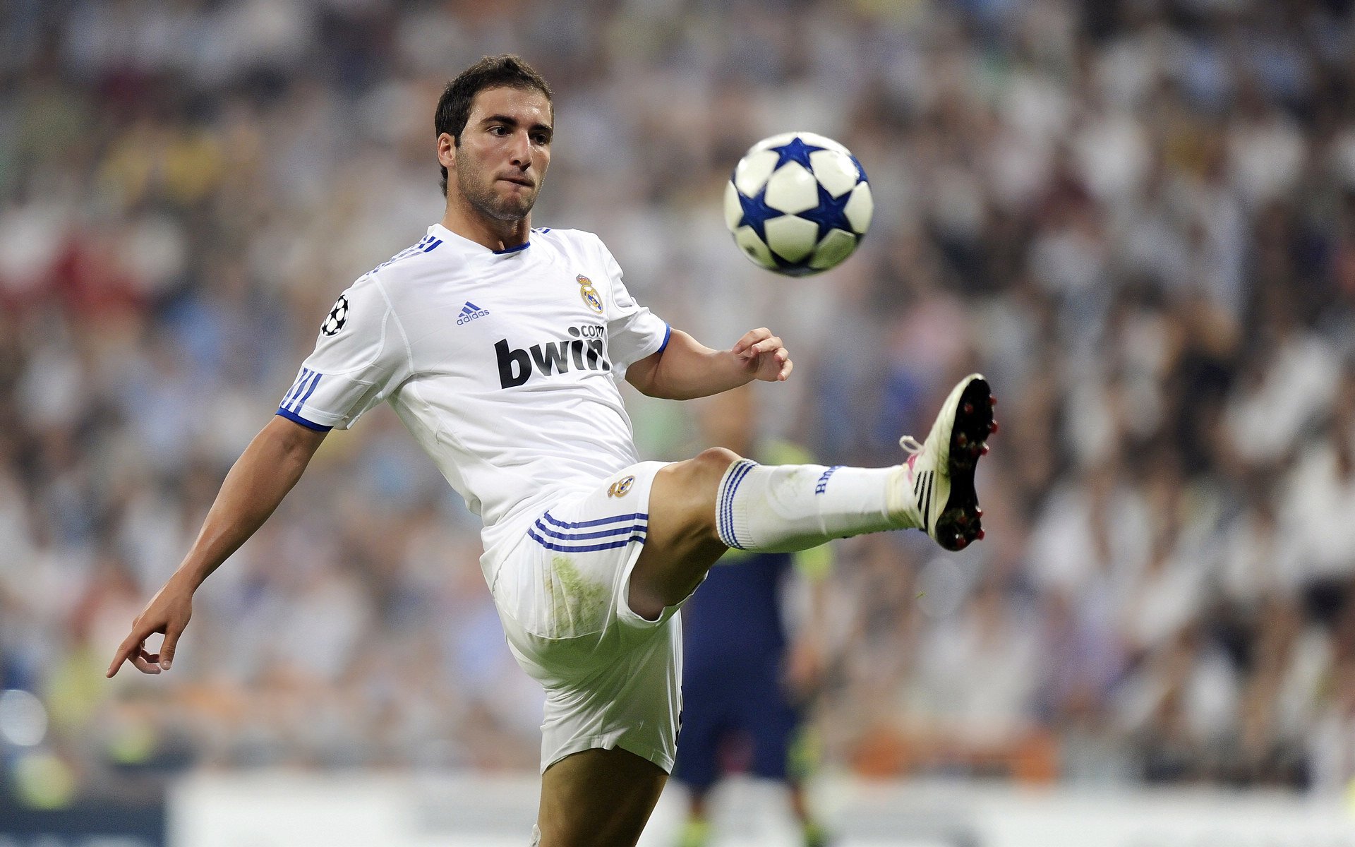 【现场实测】裁判用电子判罚系统争议解析，哪些项目适合电子裁判